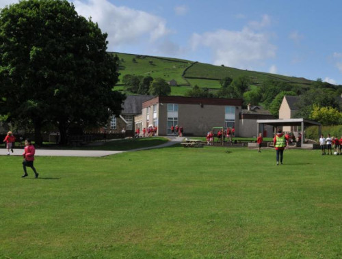 Cononley Primary School logo
