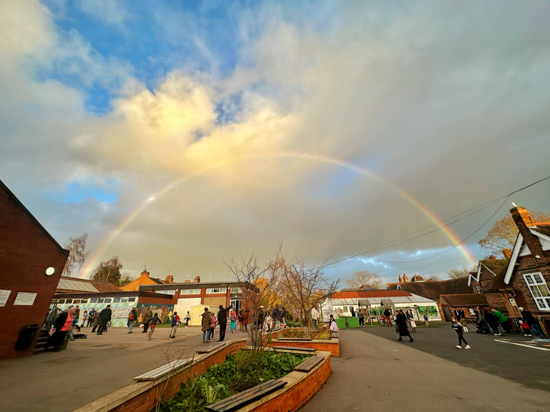 Milverton Primary School logo