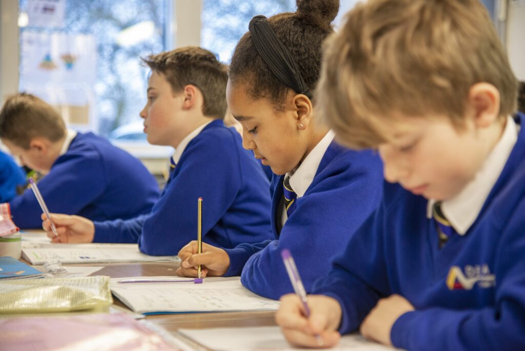 Serlby Park Academy logo