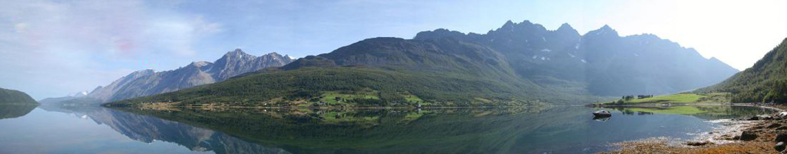 Lakselvbukt skole logo