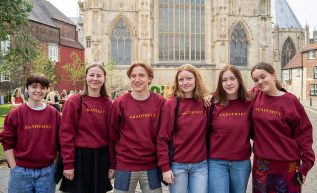 Akademiet Vgs Bragernes Drammen AS logo