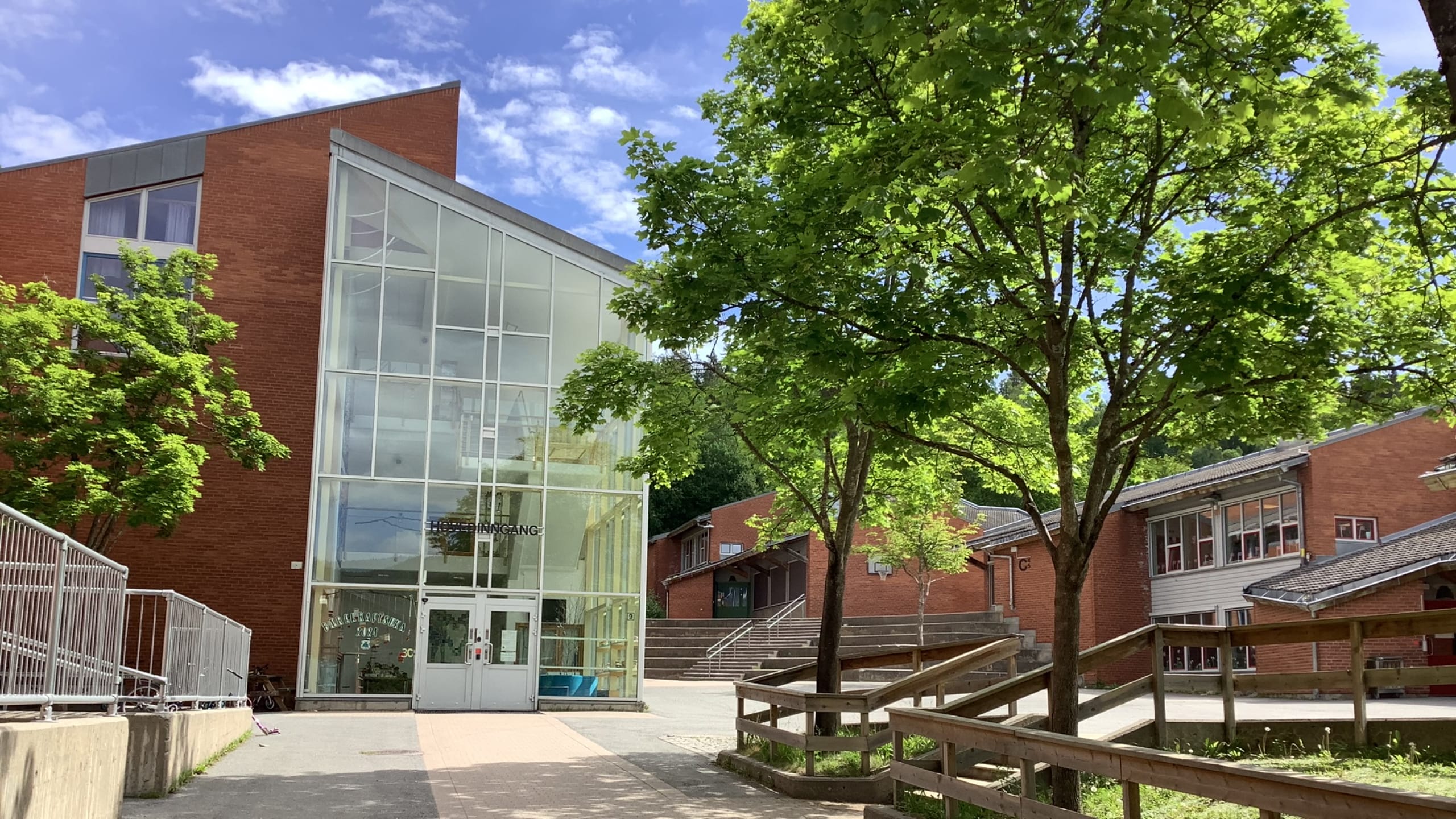 Anna Krefting skole logo